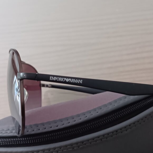 Sunglasses Emporio Armani - Picture 5 of 6